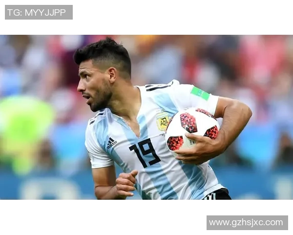 11.2足球球星风采解析与未来发展趋势深度剖析