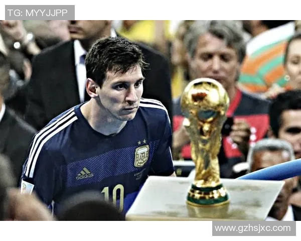 2014年世界杯足球明星风采：梅西、罗纳尔多、内马尔等球员的辉煌瞬间