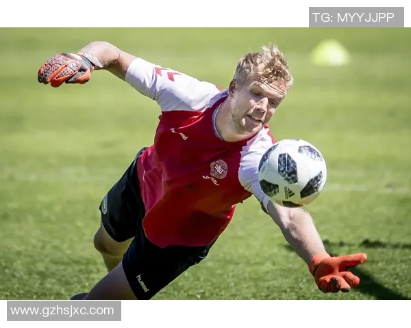 丹麦足球历史十大球星排名揭晓 从经典球员到新兴天才一览无余 丹麦足球历史十大球星排名揭晓 从经典球员到新兴天才一览无余