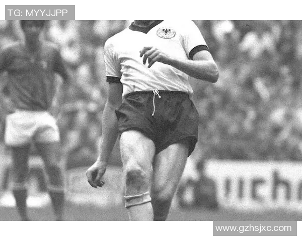 全球足坛传奇球星惊艳瞬间合集 精彩回顾每个足球巨星的经典时刻